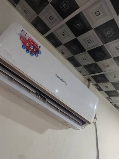 Ac DC Invertor Gernal Company New condition 10/10 1Tan