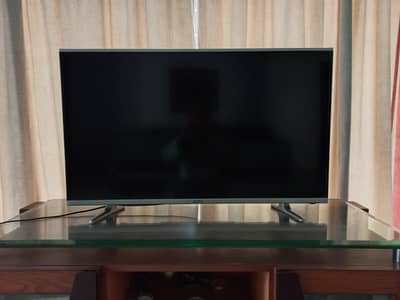 Akira 40 inch LCD