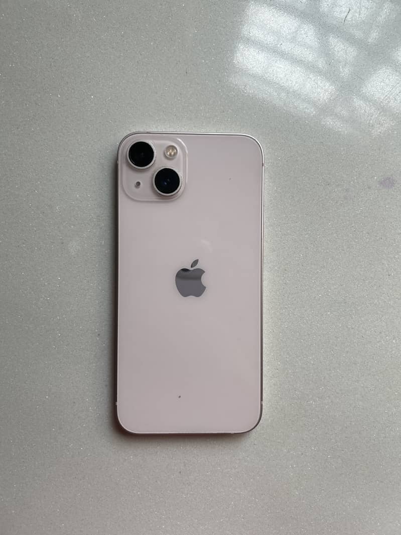 Apple iPhone 13 1