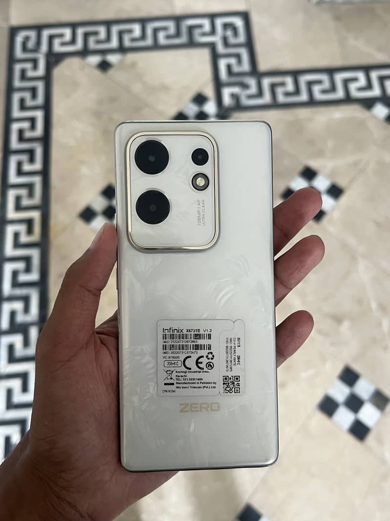 Infinix Zero 30 1