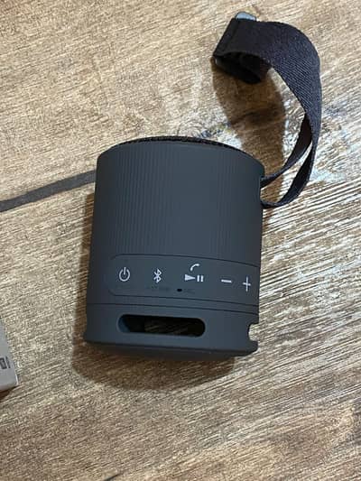 SONY XB100 SPEAKERS (BRAND NEW, NEVER USED, WITH BOX)