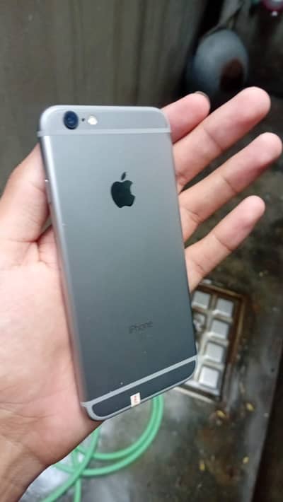 Apple iPhone 6S