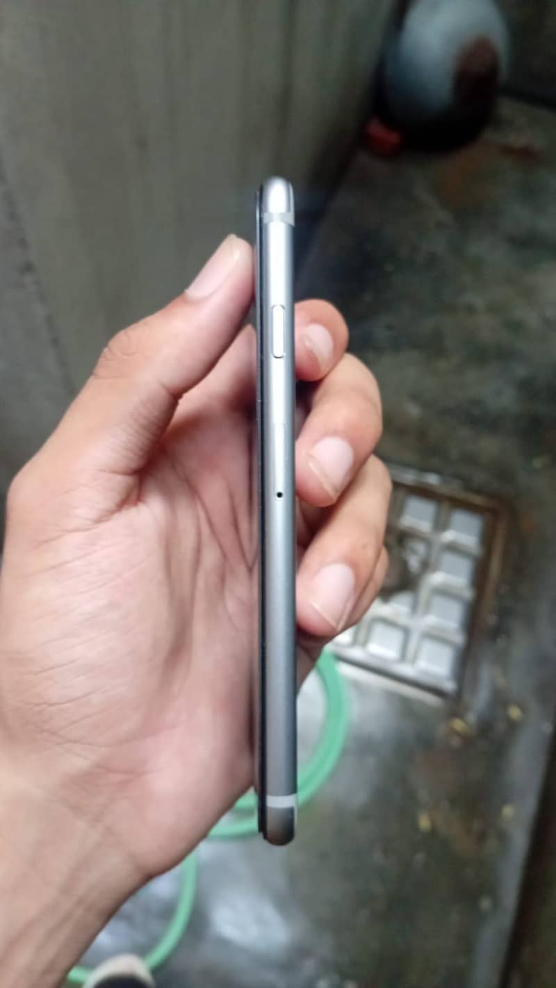 Apple iPhone 6S 2