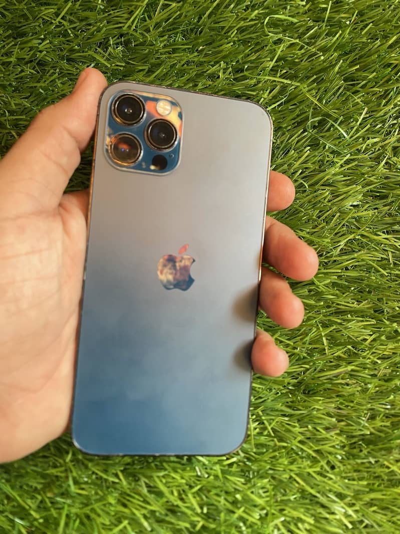 Apple iPhone 12 Pro 4