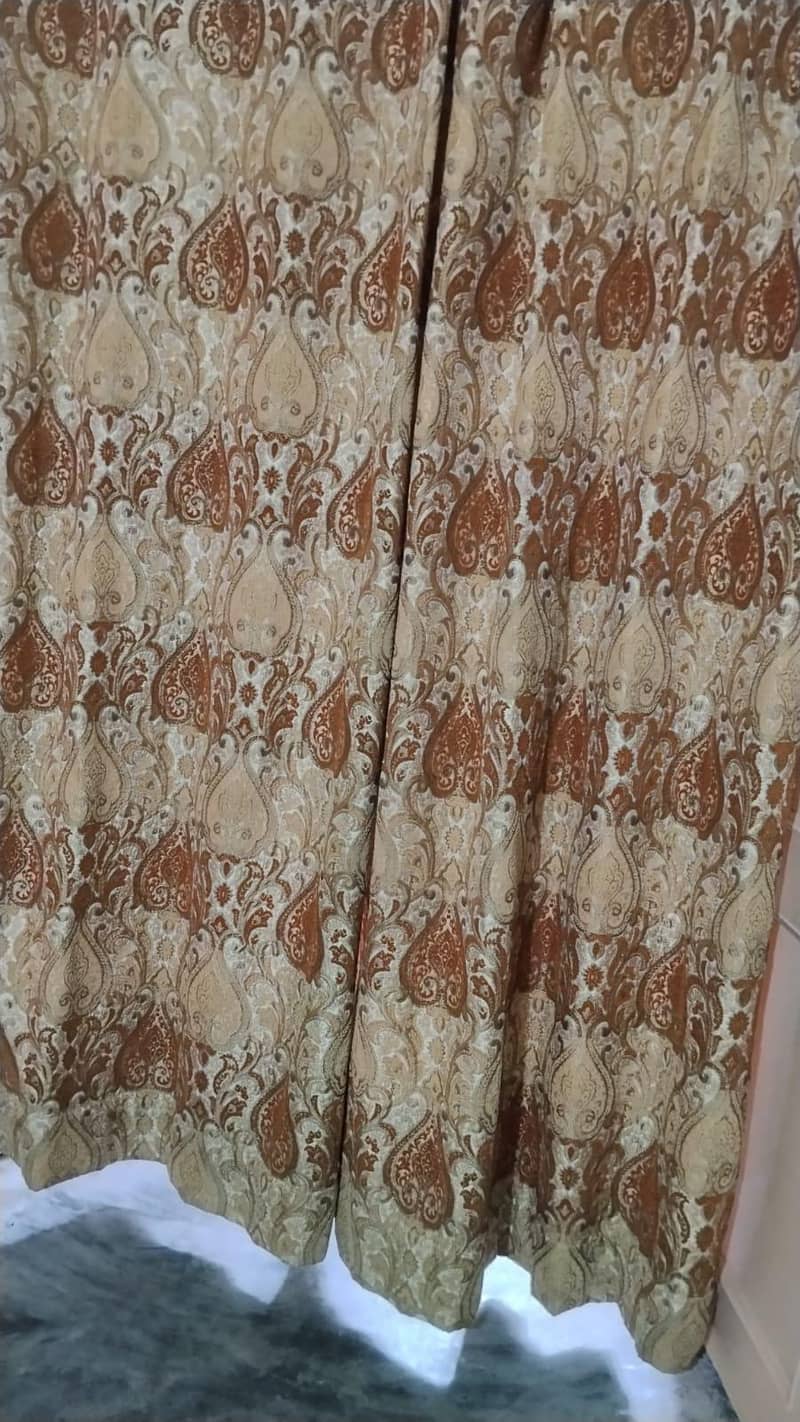 Curtains 0