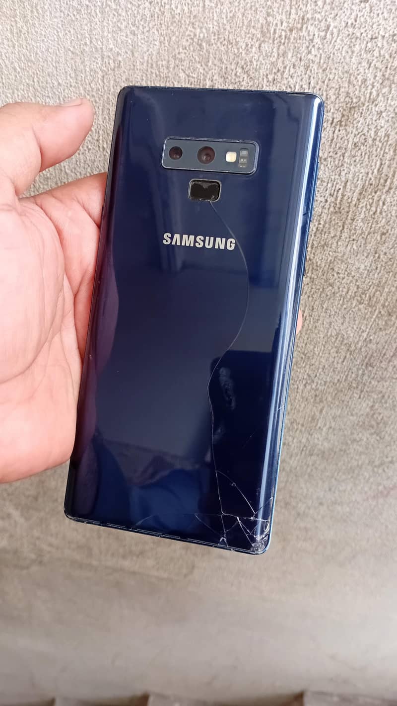 Samsung Mobile Note 9 4