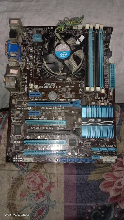 I 5 3rd generation motherboard with processor with heat sink read desc
