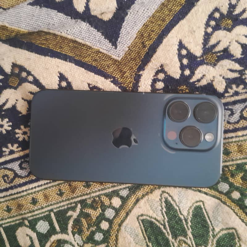 Apple iPhone 15 Pro 5