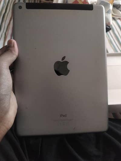 iPad 6th Generation (2018), 9.7-inch hai. 