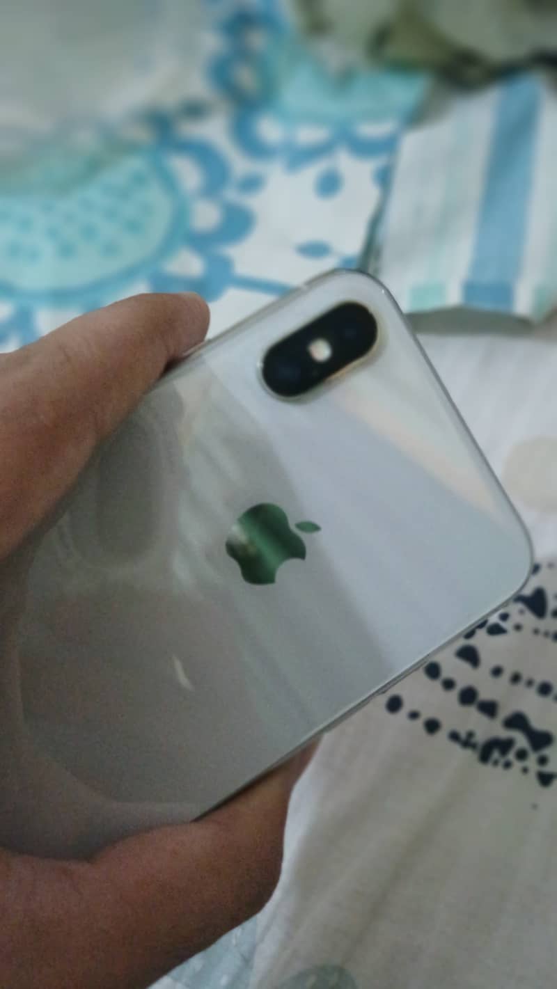 Apple iPhone x 3