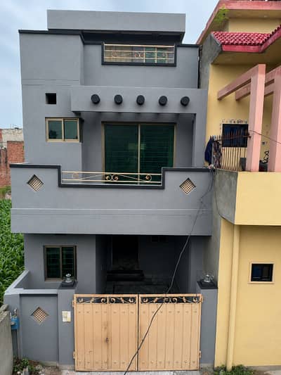 3 Marla dabal story ghr for sale gas and electricity available