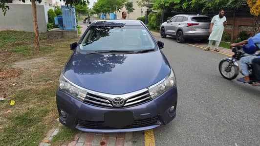 Toyota Corolla Altis Grande CVT-i 1.8 2015