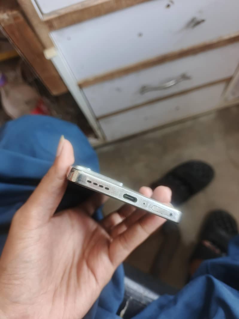 Infinix Note 40 3