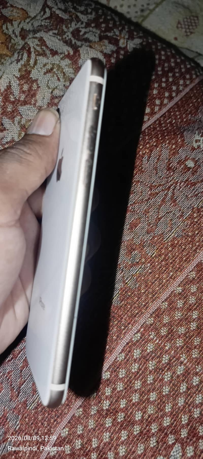 Apple iPhone 8 3