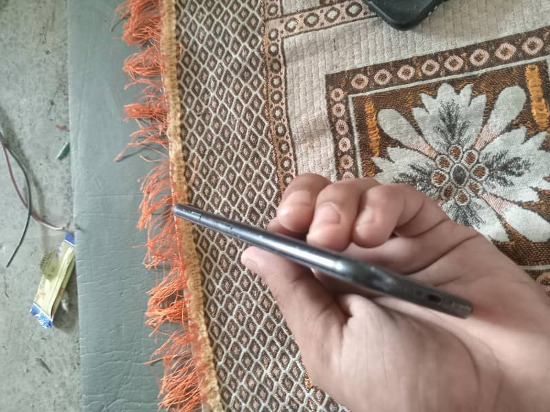 Apple iPhone SE 0