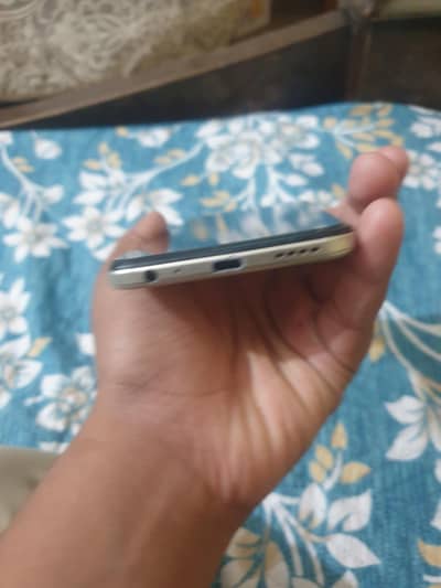 Vivo Y33T