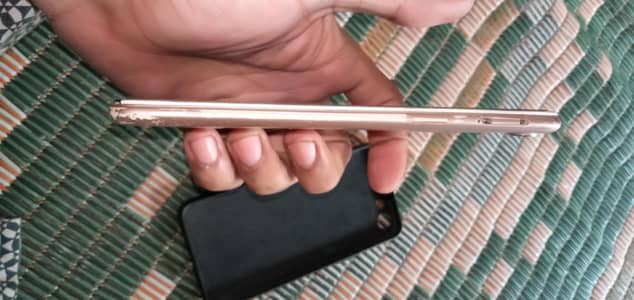 OPPO A83
