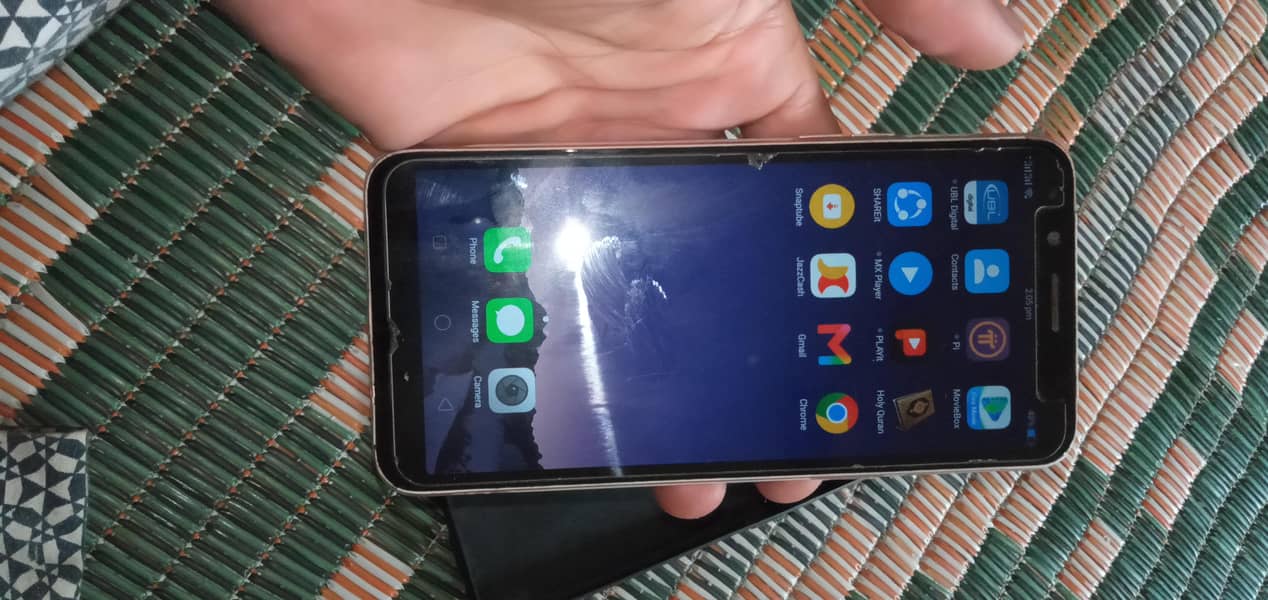 OPPO A83 1