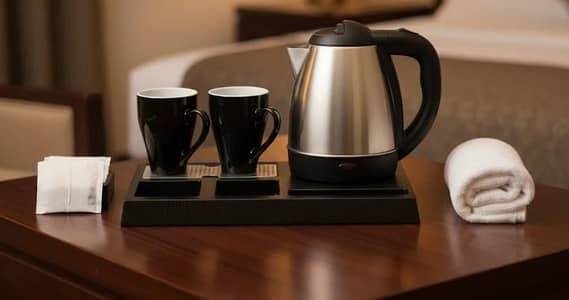 kettle with 2 mug