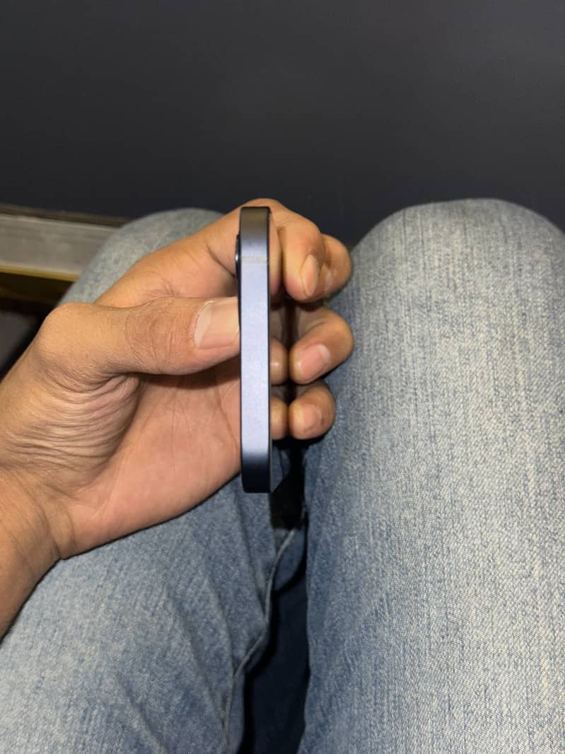 Apple iPhone 12 5