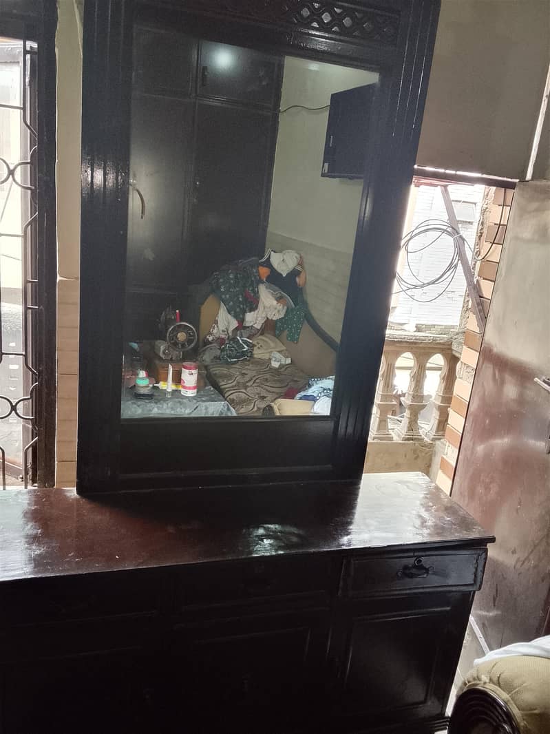 Dressing Table for sell 3
