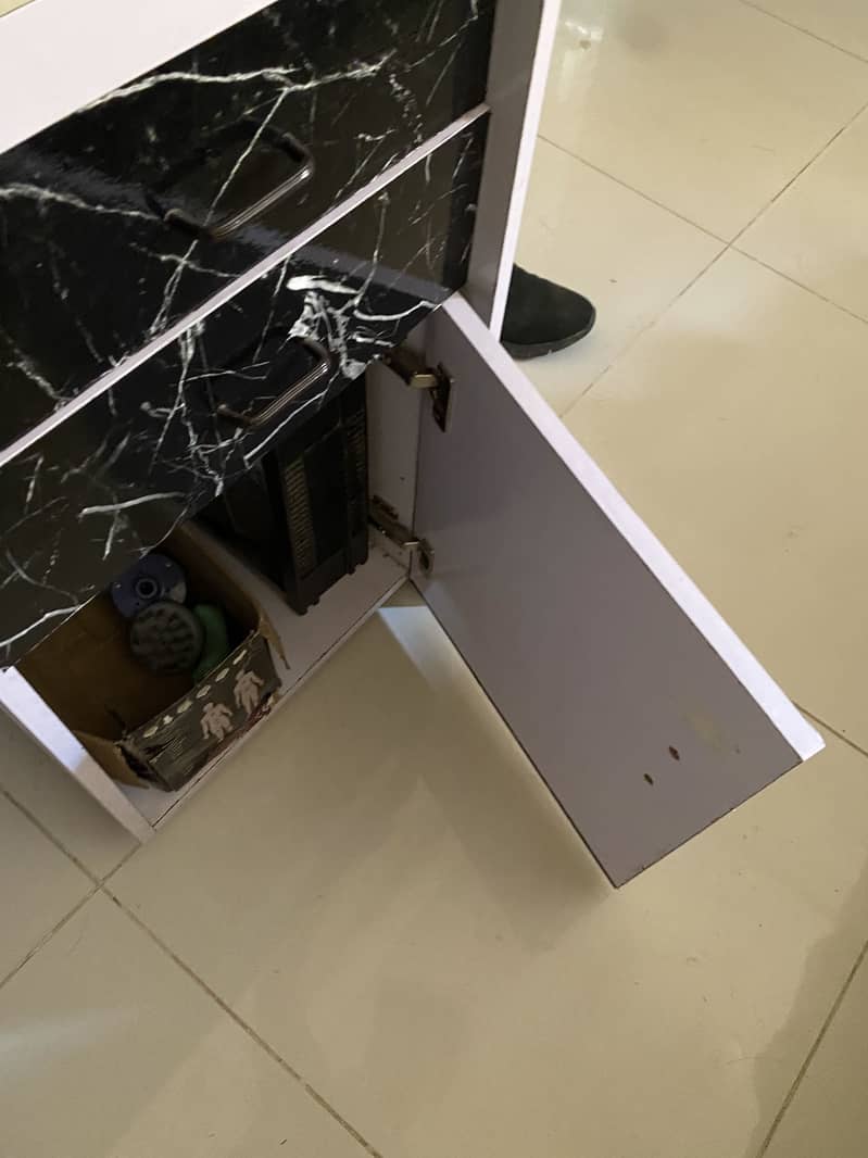 Computer Table Desk 8