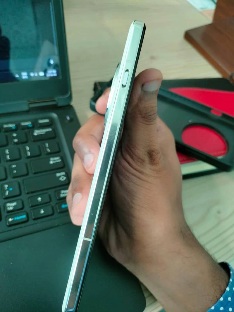 One Plus 13 4
