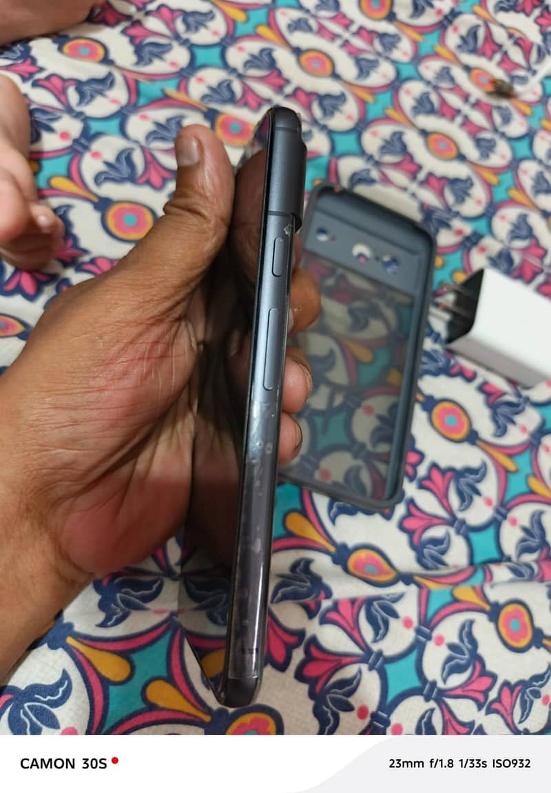 Google Pixel 8 1