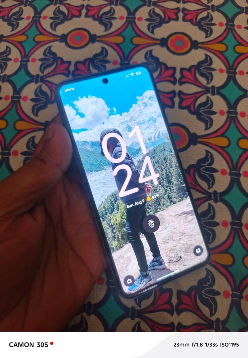 Google Pixel 8 7