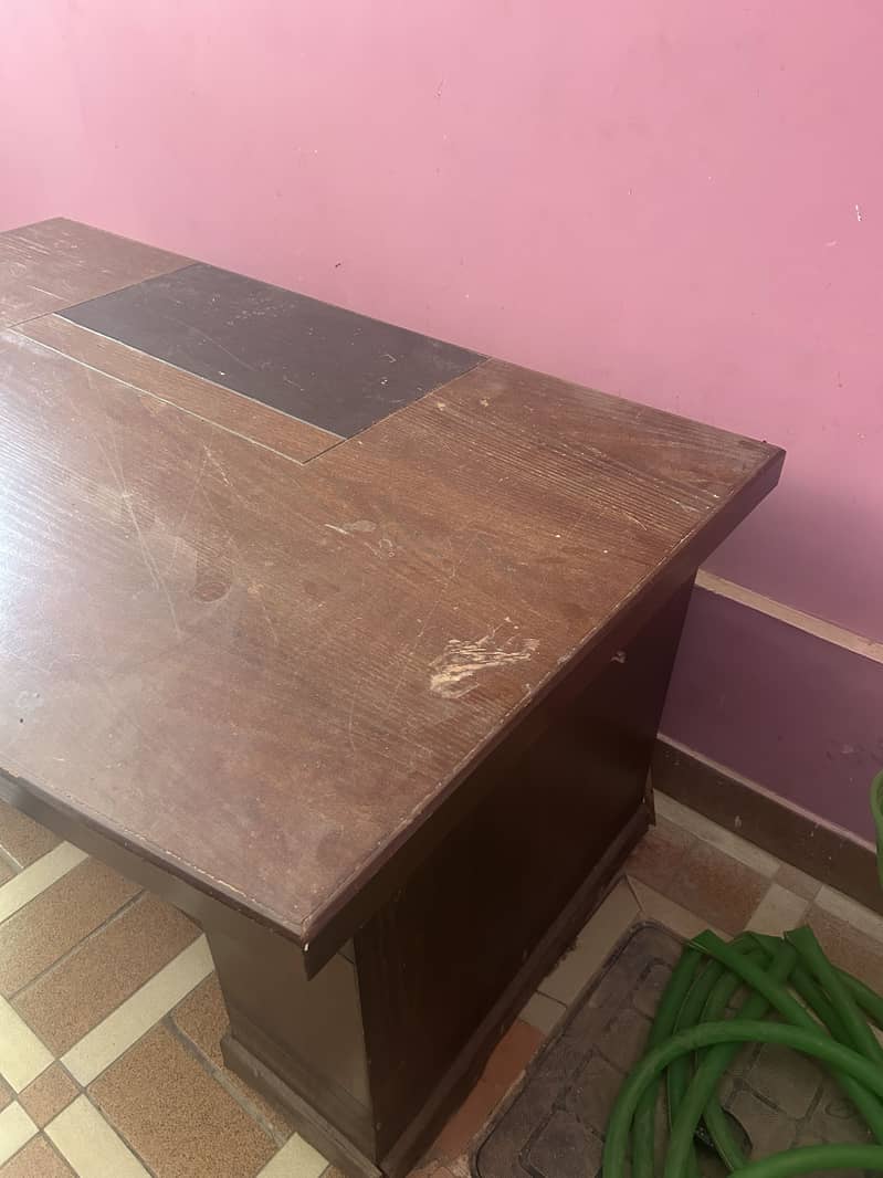 Computer table 2
