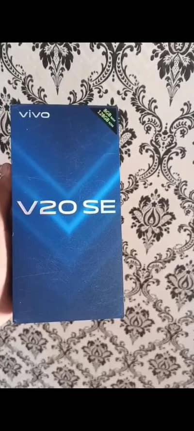 Vivo V20 SE - Excellent Condition With Box
