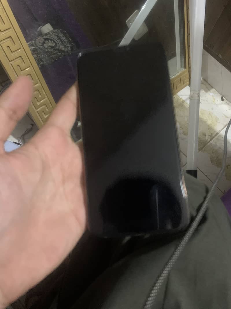 Apple iPhone 11 Pro Max 2