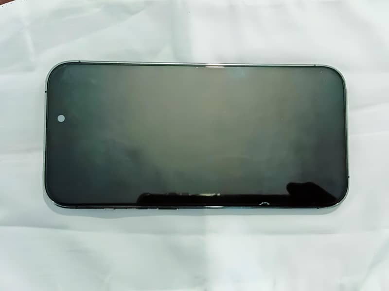 Apple iPhone 14 Pro 2