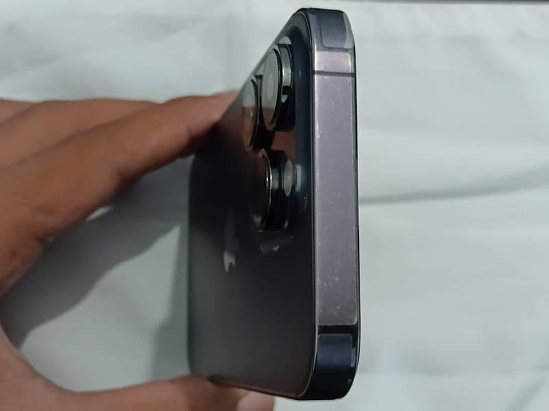 Apple iPhone 14 Pro 3
