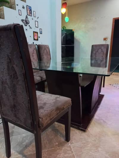 Dinning Table