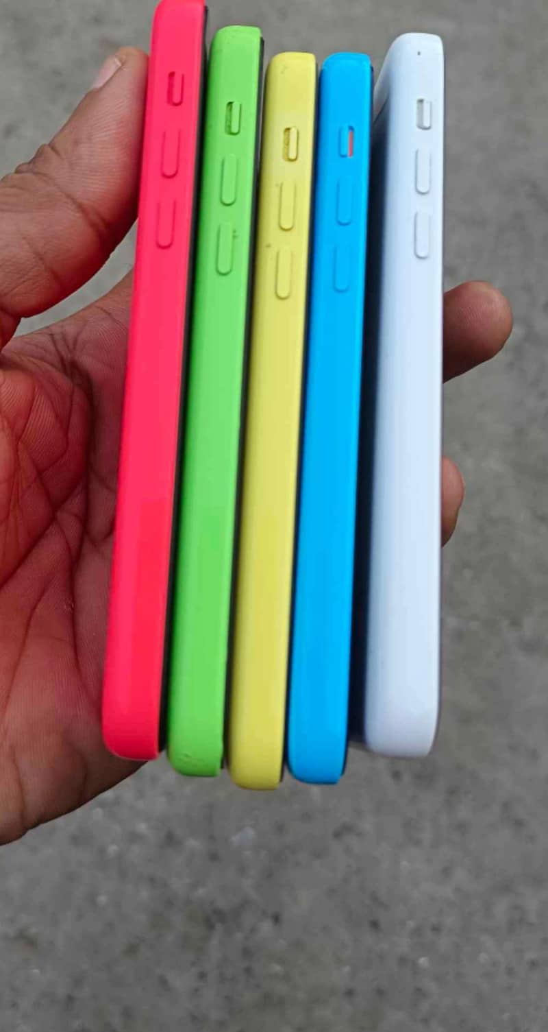 Apple iPhone 5c 2