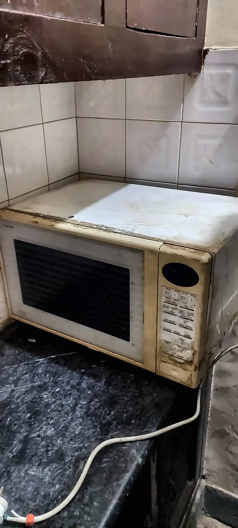 Microwave oven 0