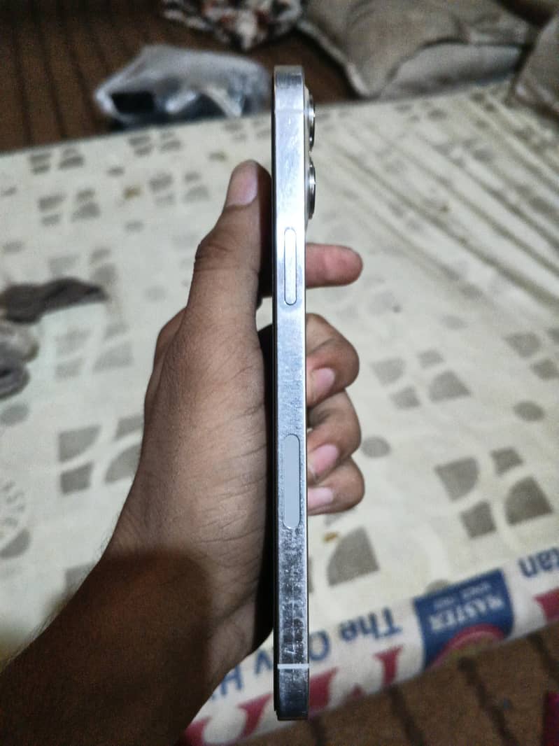 Apple iPhone 12 Pro Max 2