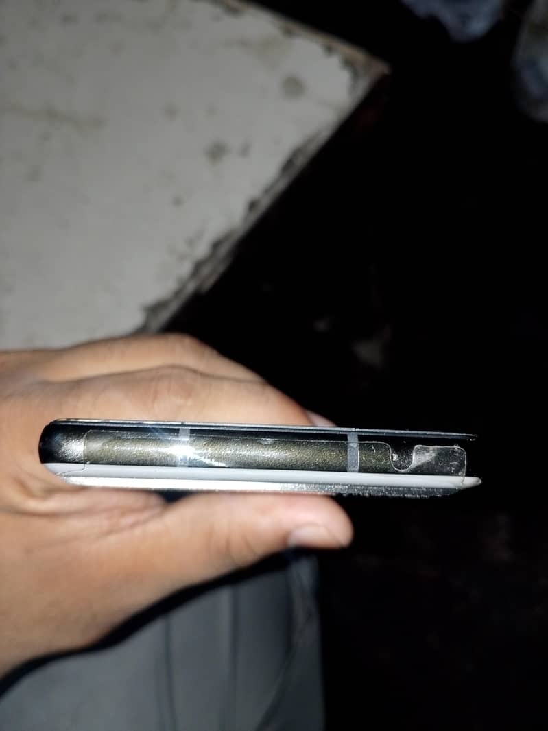 Google Pixel 6a 3