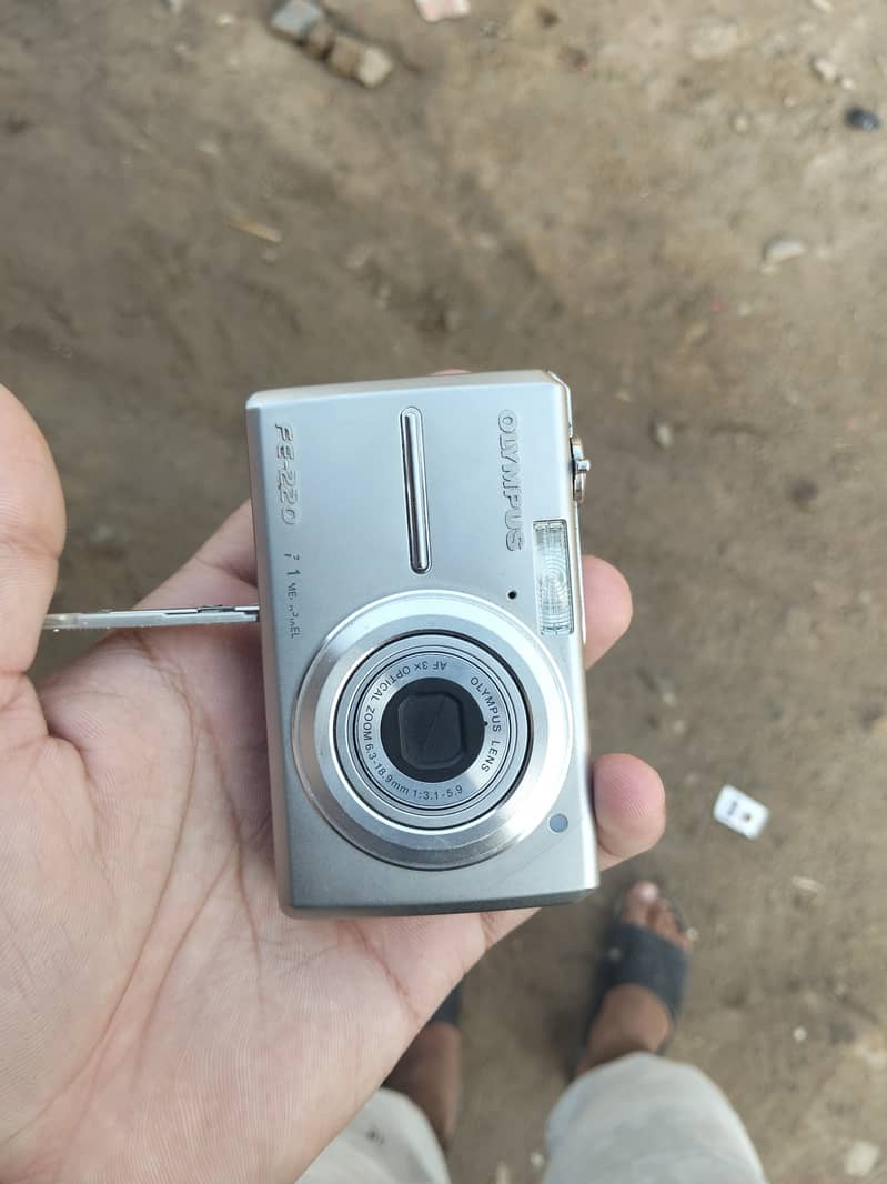 Camera olympus 4