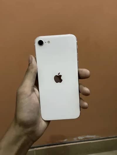 Apple iPhone SE