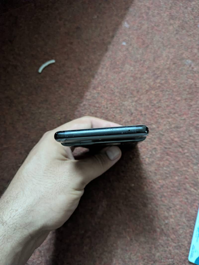 Google Pixel 6 pro 4