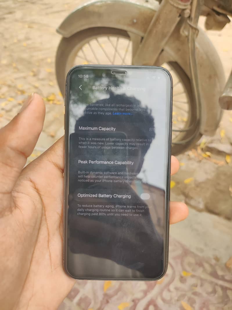 Apple iPhone 11 Pro 2