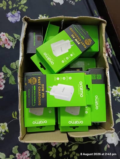 oraimo Smart Fast Charger