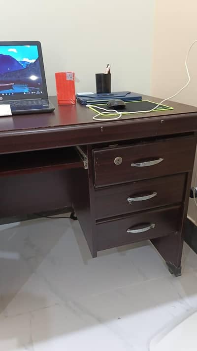 Office table with Chair