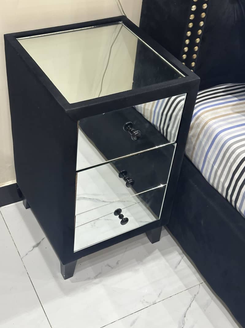 Modern bed set 4