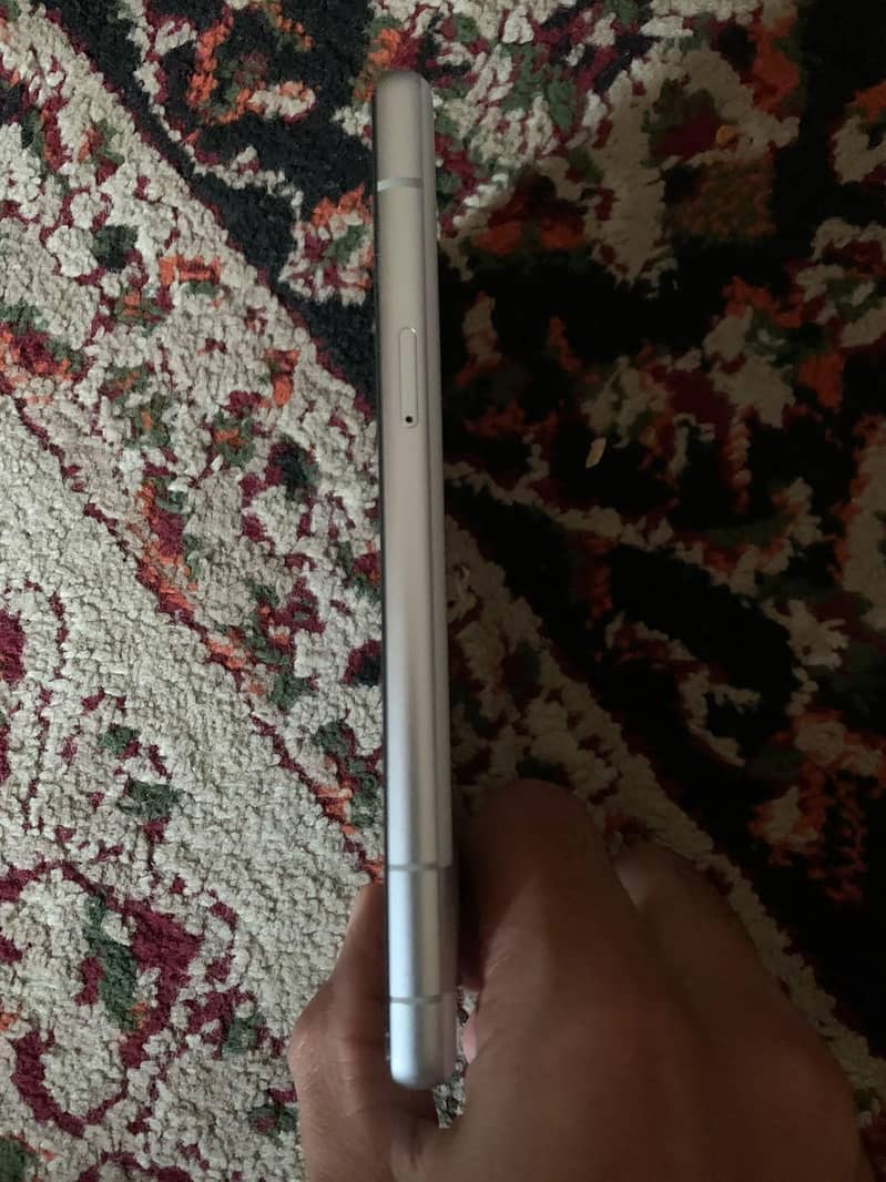 Google Pixel 7a 4