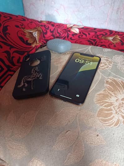 Apple iPhone XS