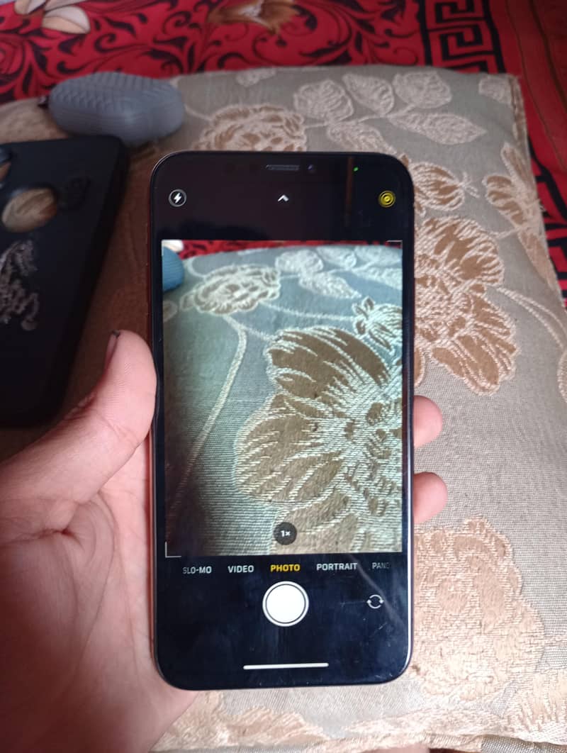 Apple iPhone XS 7
