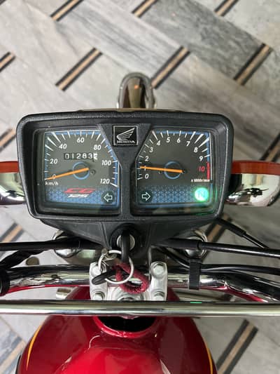 Honda CG 125 Model 2026 Bumper-to-Bumper Genuine Scratchless Condition